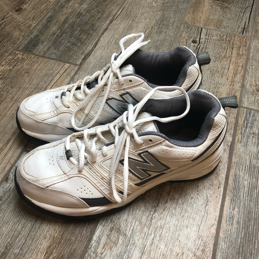 New Balance Mens 8.5 Cross-Training Athletic Shoes